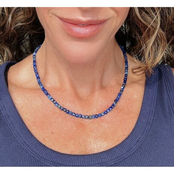 Blue and Gold Beaded Necklace with Pearl Pendant - Picture 6 of 10